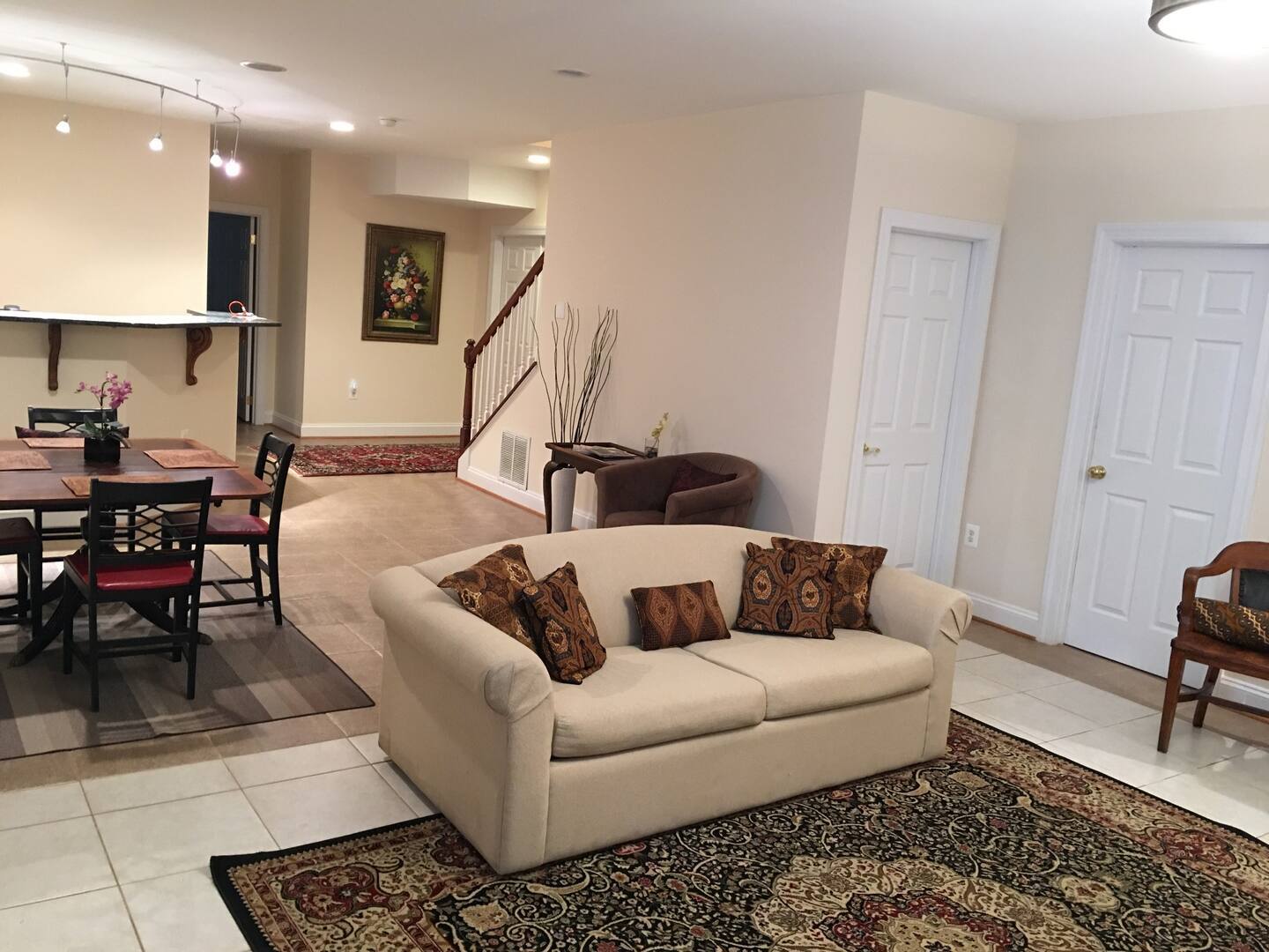 Building Photo - 445 Knoll St NW