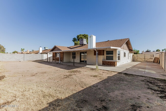Building Photo - 6850 W Cholla St
