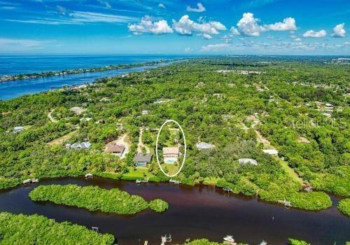Building Photo - 1648 Bayshore Dr