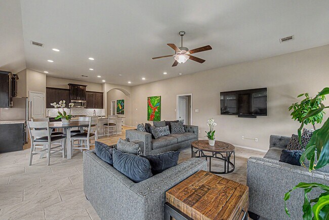 Building Photo - 29147 Crystal Rose Ln