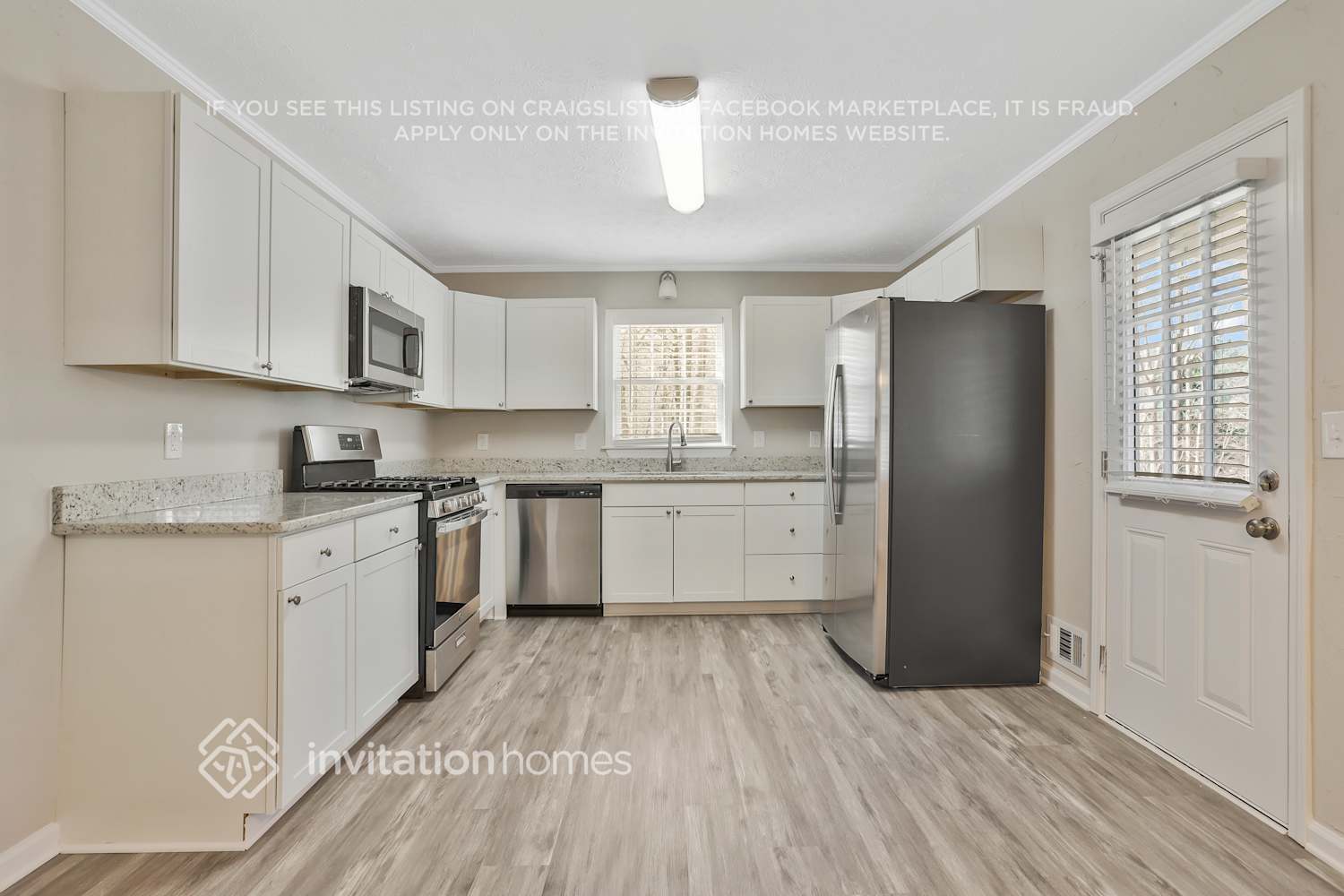 Building Photo - 400 Hardman Ct