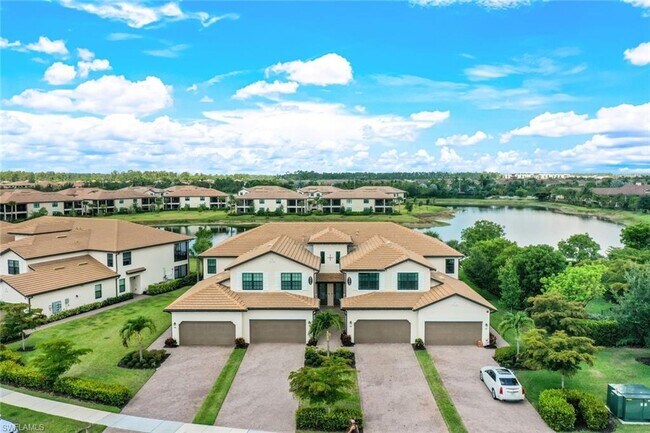 Building Photo - 2375 Montserrat Ln