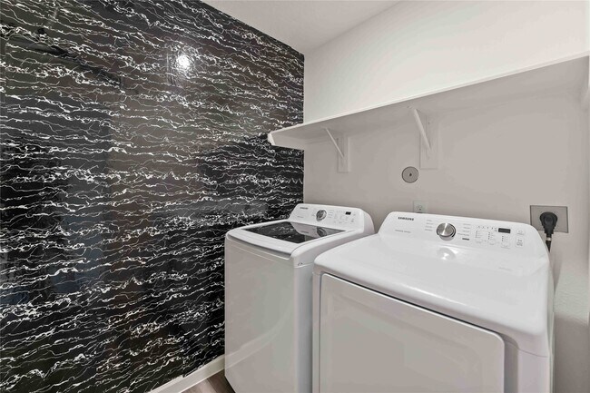 Building Photo - 13538 Harefield Holw Trl