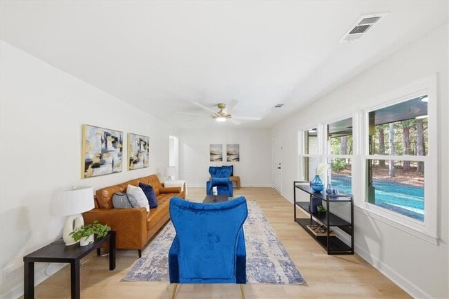 Building Photo - 3488 Richmond Dr SE