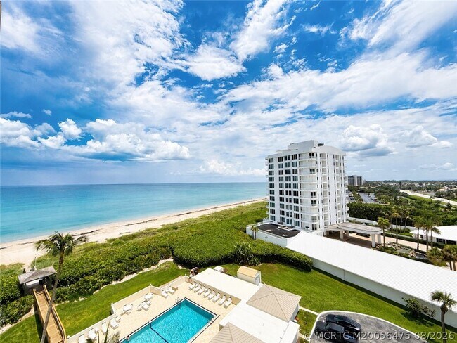 Building Photo - 10044 S Ocean Dr