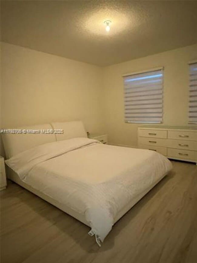 Building Photo - 10376 NW 76th Terrace