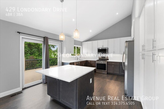 Building Photo - 429 Londondary Dr