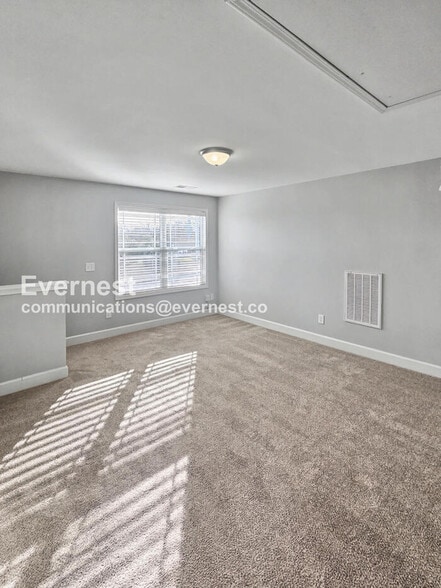 Building Photo - 3549 Brick Church Pike