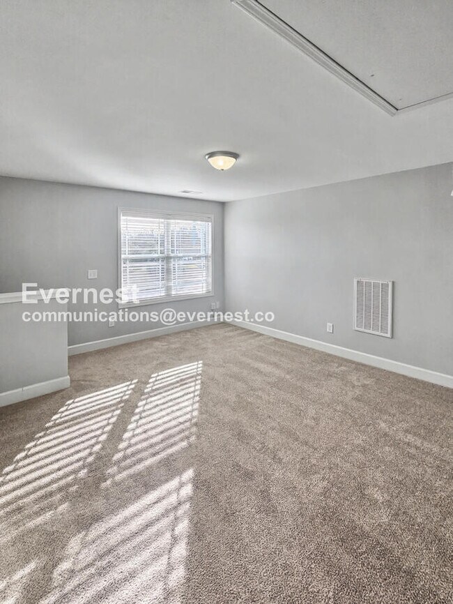 Building Photo - 3549 Brick Church Pike