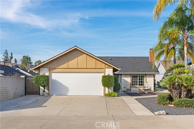 Building Photo - 23551 Venisia