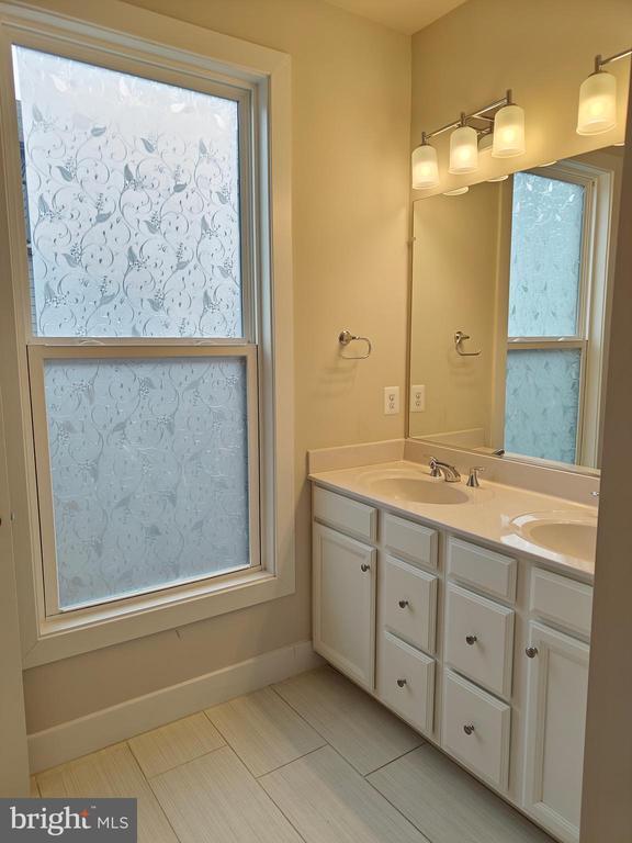 Building Photo - 2393 Liberty Lp