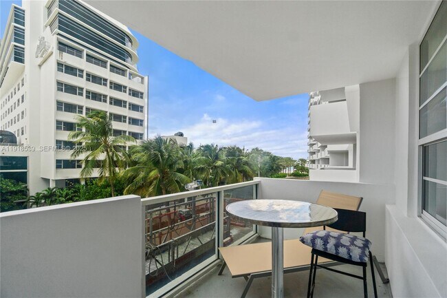 Building Photo - 100 Lincoln Rd