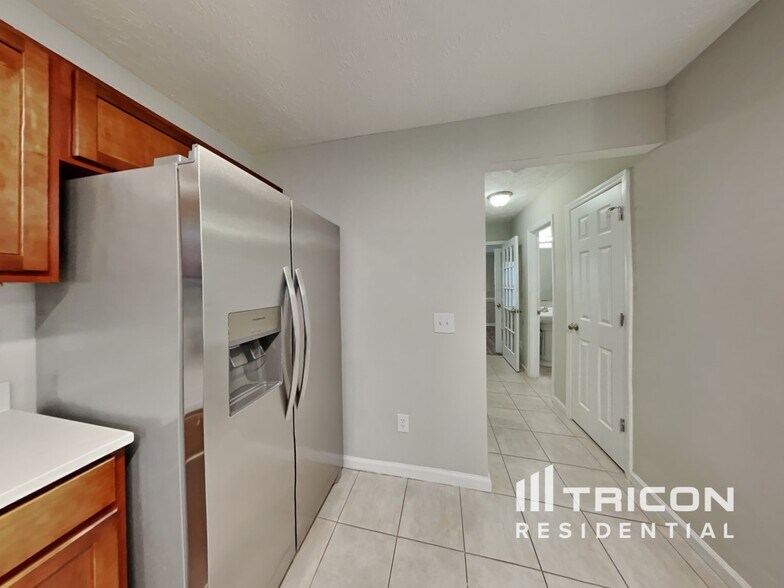 Building Photo - 147 Scotland Dr