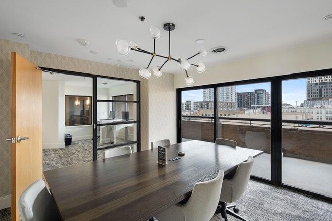 Building Photo - 20 NE 2nd St