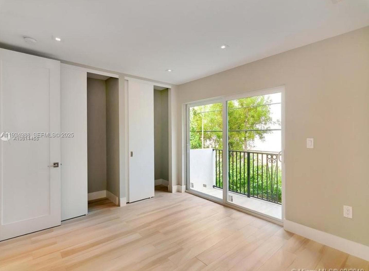 Building Photo - 307 Majorca Ave