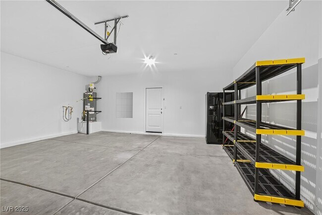 Building Photo - 2718 Hammetts Landing Walk