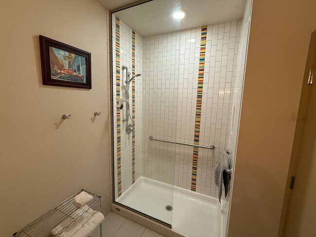 Building Photo - 3955 Cedar Ln