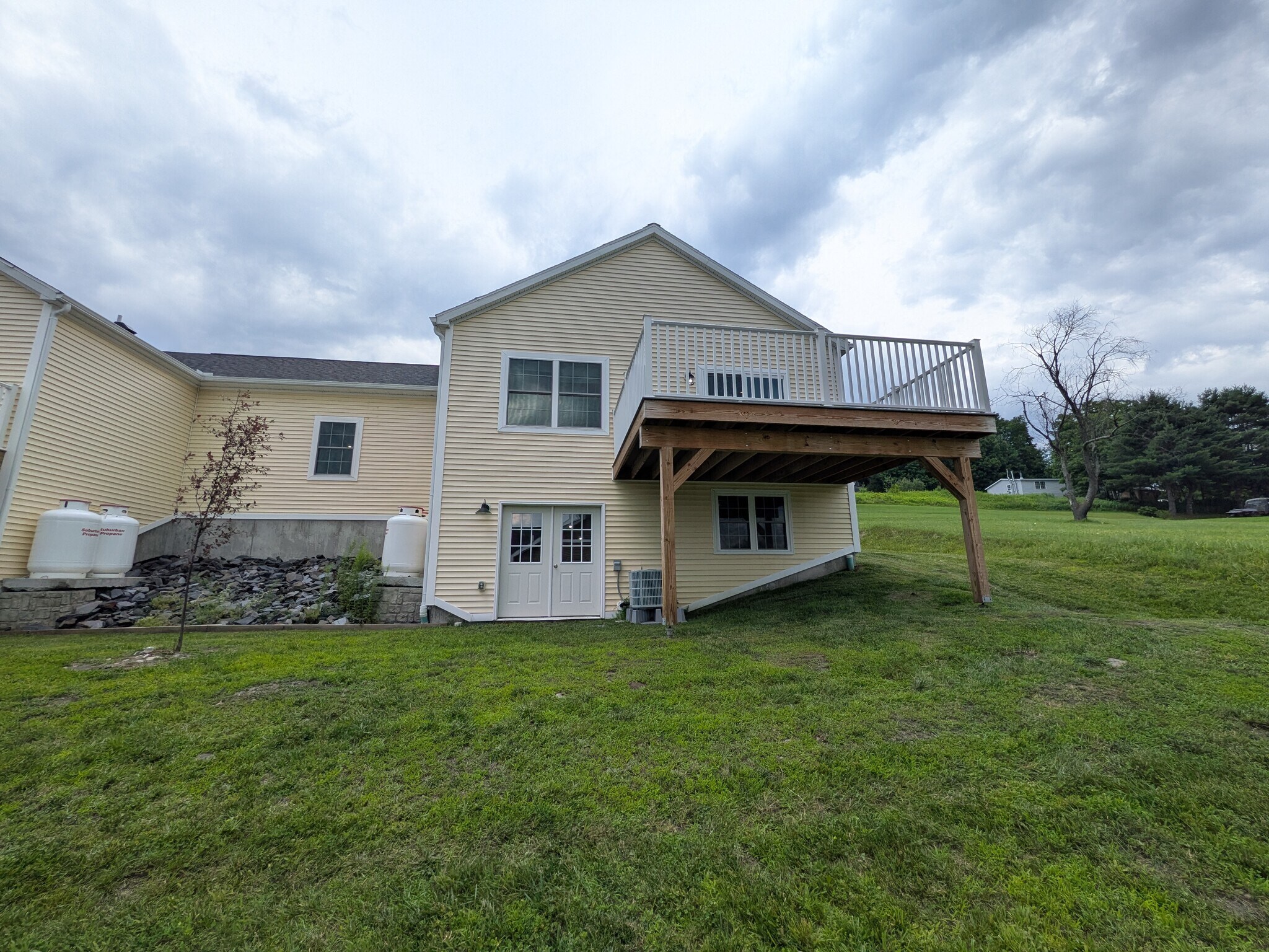 Building Photo - 75 Ivan Dr