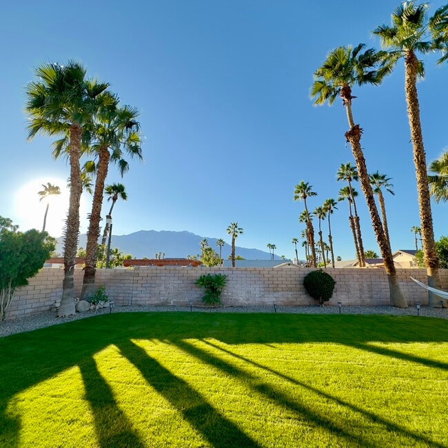 Building Photo - 27131 Shadowcrest Ln