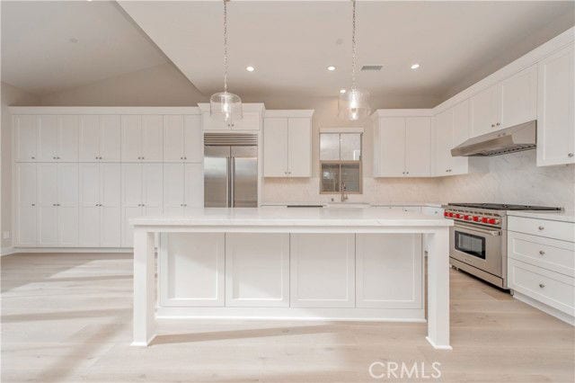 Building Photo - 128 Rimstone