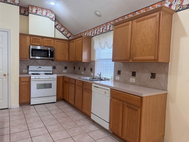 Building Photo - 7307 Hollow Field Ln