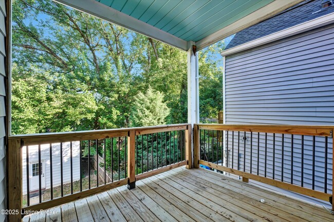 Building Photo - 1315 Highland Ave