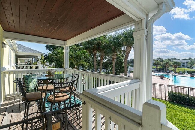Building Photo - 102 Pompano Dr SE