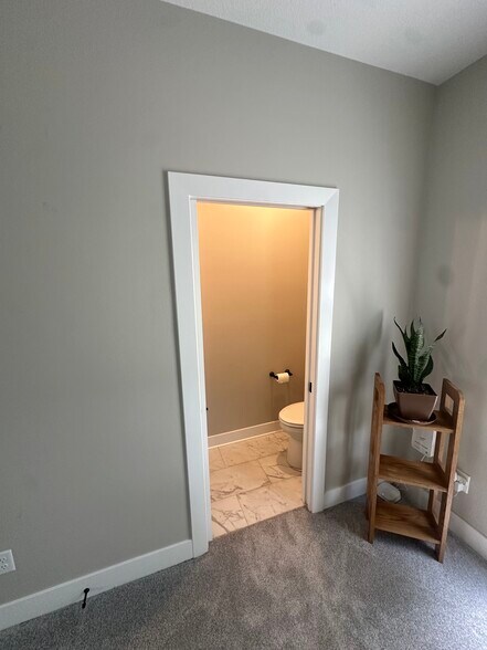 Building Photo - 4027 8th Pl