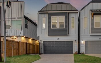 Building Photo - 4109 Hare St