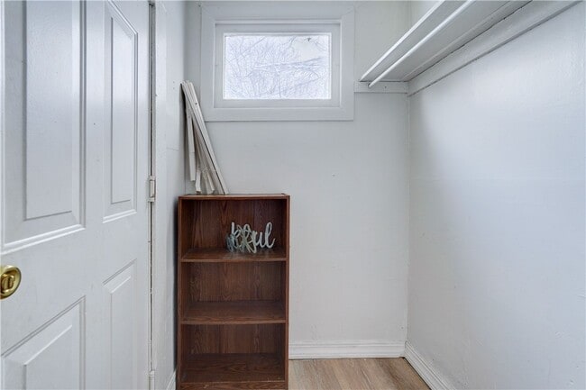 Building Photo - 127 Rosewood Terrace