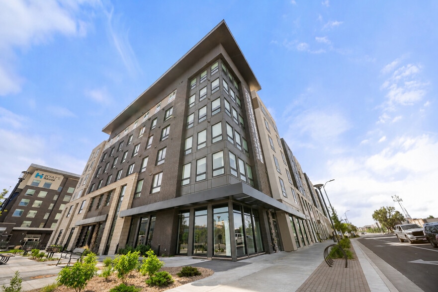 Building Exterior - Fitz Gateway