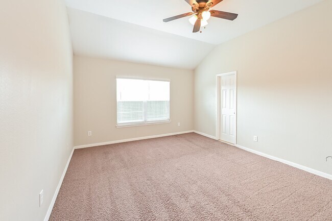 Building Photo - 10364 Stone Gate Dr