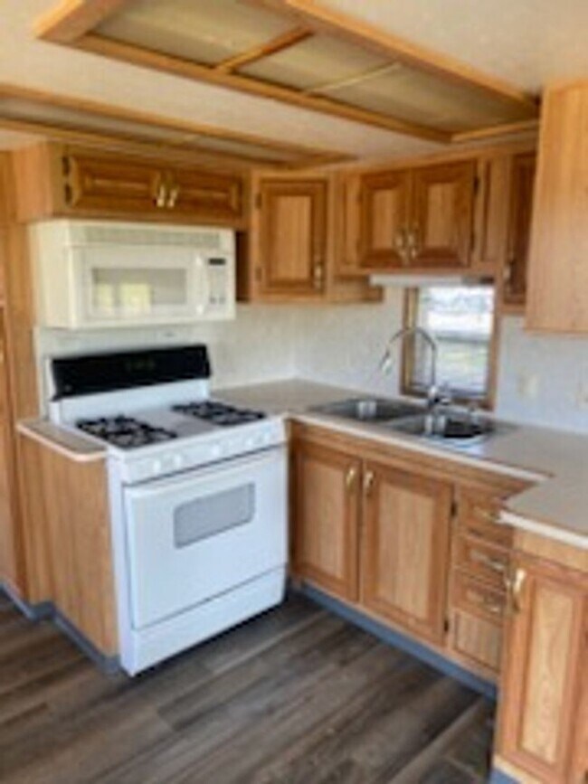 Building Photo - 1 br, 1 bath House - 7037 Hwy 262 E. #115