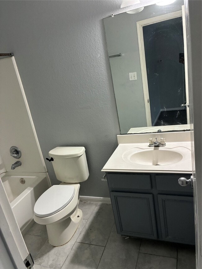 Building Photo - 9126 Kendale Dr