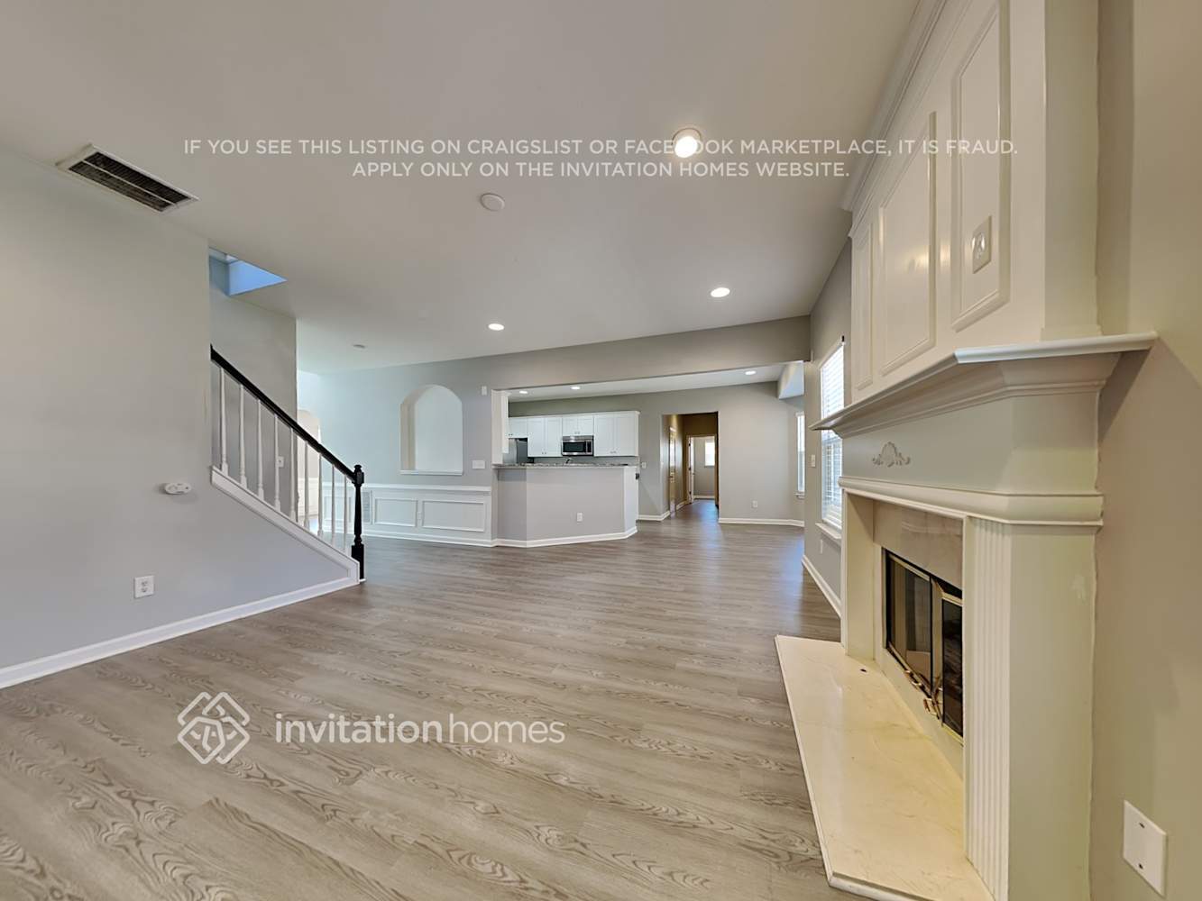 Building Photo - 323 Viceroy Curve