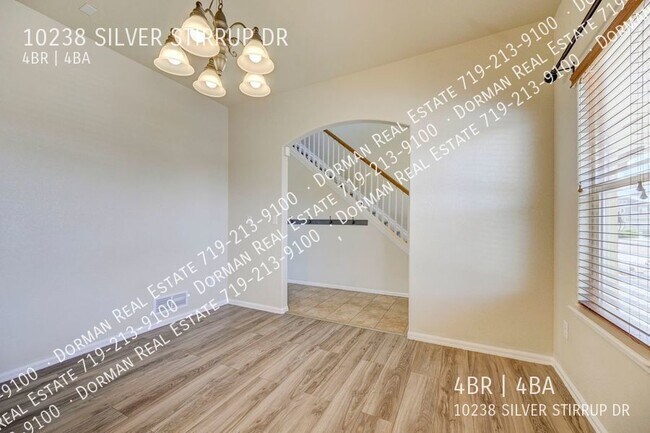 Building Photo - 10238 Silver Stirrup Dr