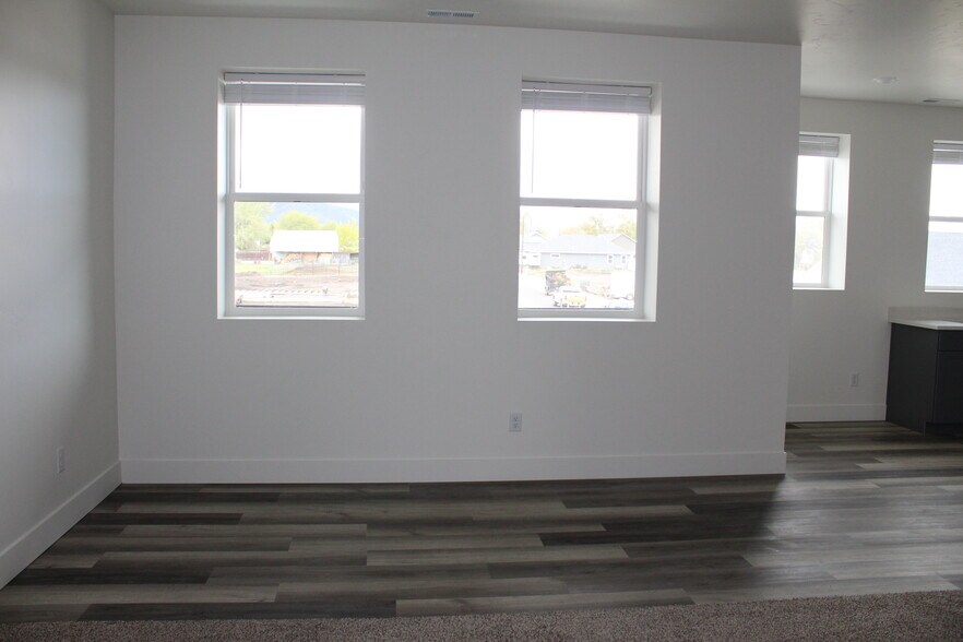 Building Photo - 630 E St