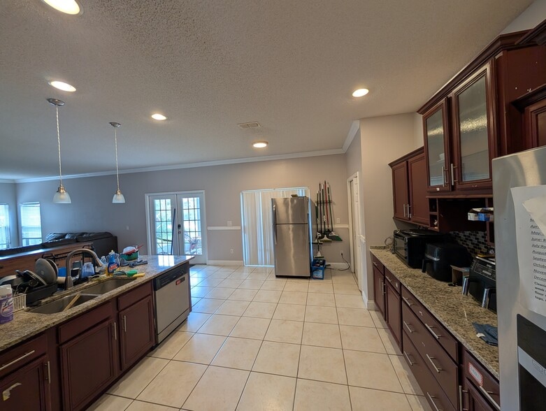 Building Photo - 14503 Kristenright LN