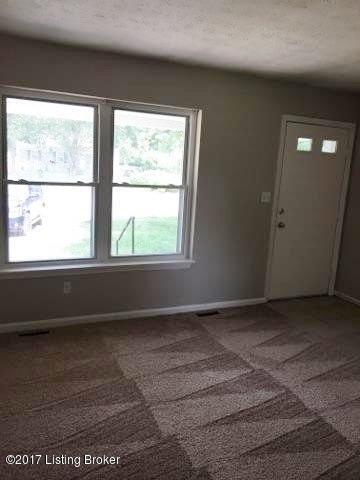 Building Photo - 9508 Sissone Dr