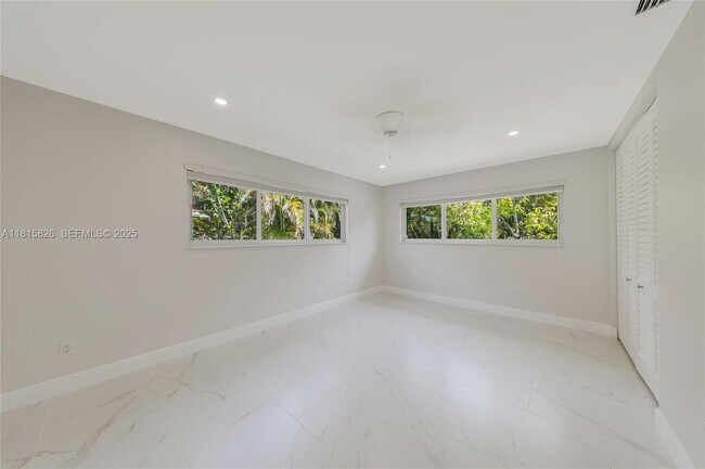 Building Photo - 8825 SW 151st St