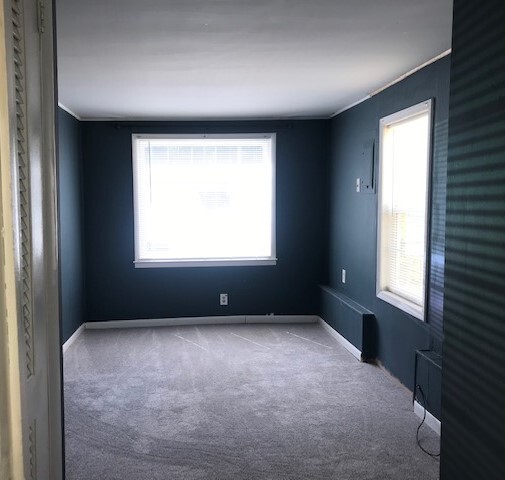 Building Photo - 1017 S Savage St