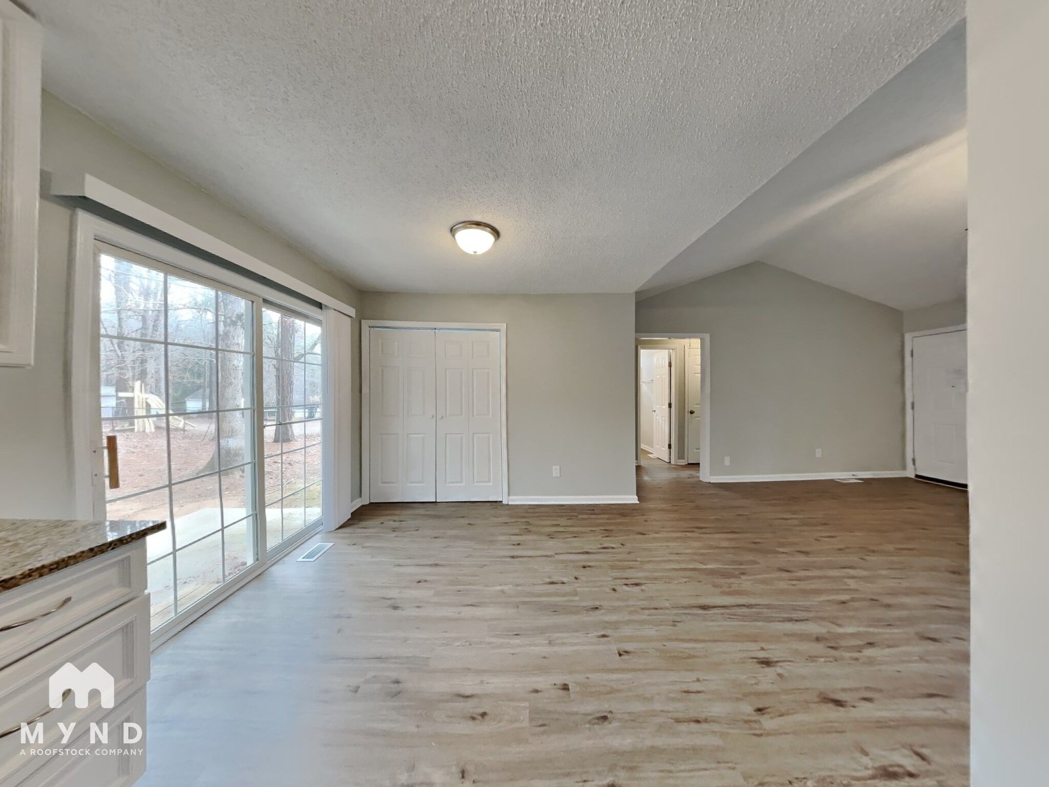 Building Photo - 177 Percheron Dr
