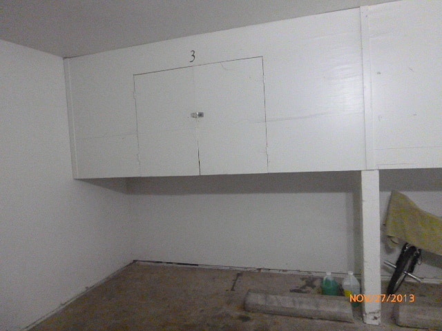 Building Photo - Cute 2 Bedroom