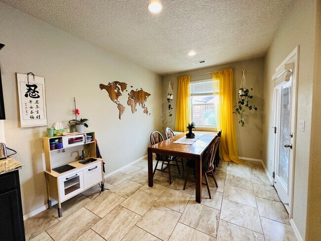 Building Photo - STUNNING Back yard!  Level II EV Charger!