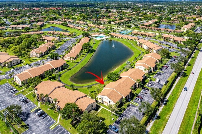 Building Photo - 826 Sky Pine Way