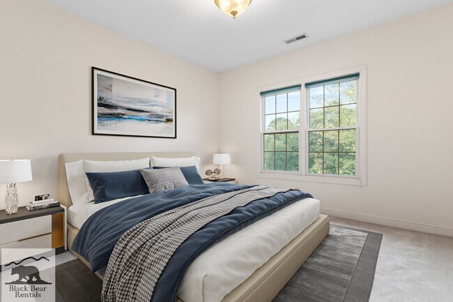 Building Photo - South AVL - Grand Residence in The Cotswol...