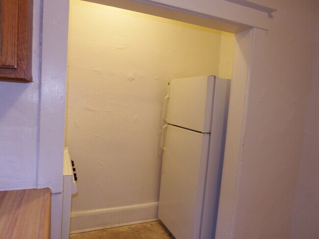 Building Photo - 2111 Park Ave