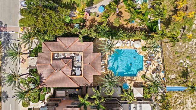 Building Photo - 4444 El Mar Dr