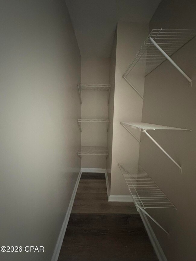 Building Photo - 816 E 25th St