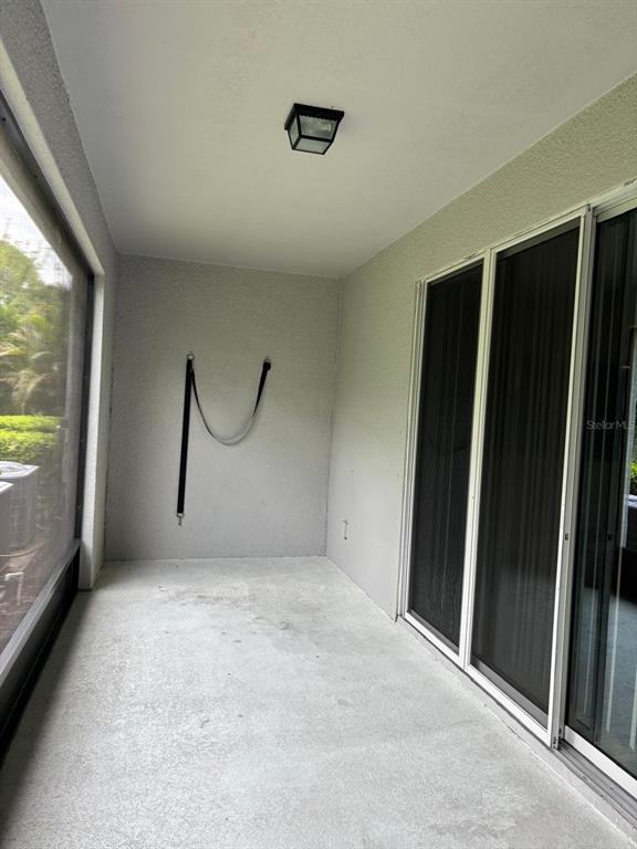 Building Photo - 6488 Boxgrove Dr